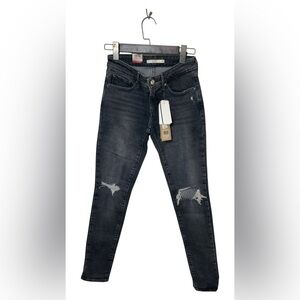 Levis Women's Black Distressed Jeans  size 25